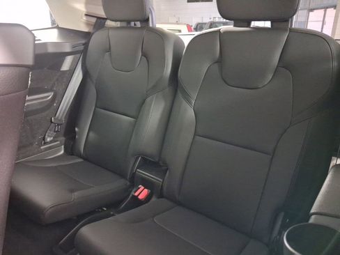 Certified 2025 Volvo XC90 T8 Plus w/ Protection Package AWD/4WD image 20