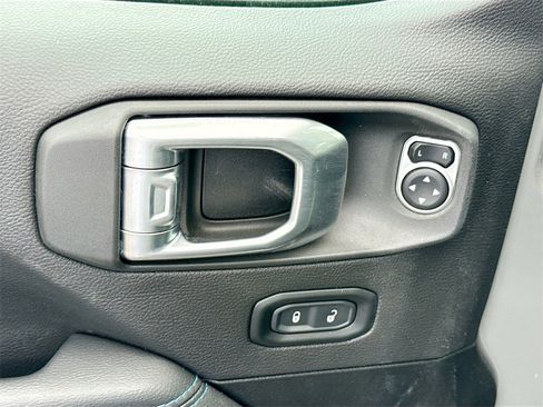 Used 2022 Jeep Wrangler Unlimited Rubicon 4xe image 19