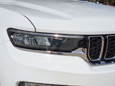 Certified 2024 Jeep Grand Cherokee Limited 4xe AWD/4WD image 9