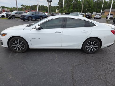 Used 2022 Chevrolet Malibu RS FWD image 3