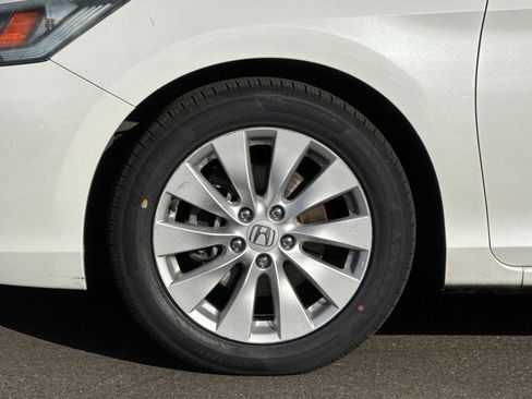 Used 2015 Honda Accord EX-L image 27