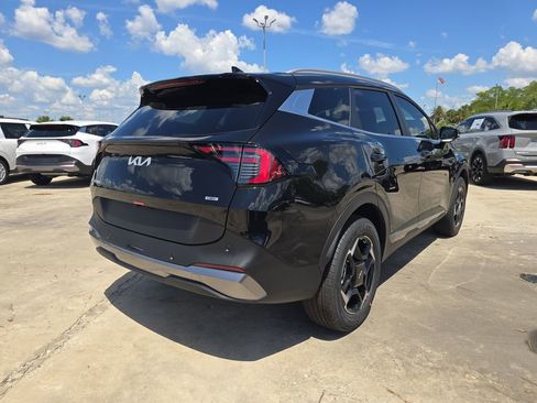 New 2026 Kia Sportage EX AWD/4WD image 8
