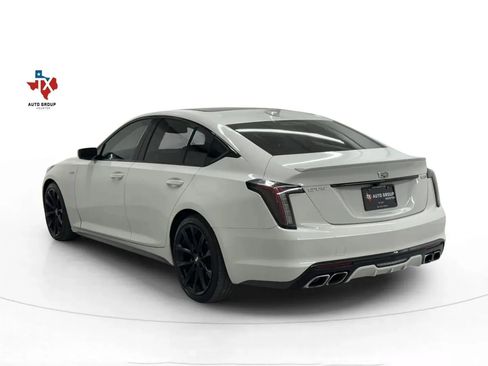 Used 2022 Cadillac CT5 V image 4