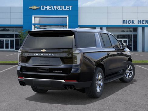 New 2026 Chevrolet Suburban Premier image 6