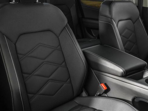 Used 2024 Volkswagen Atlas SE image 48