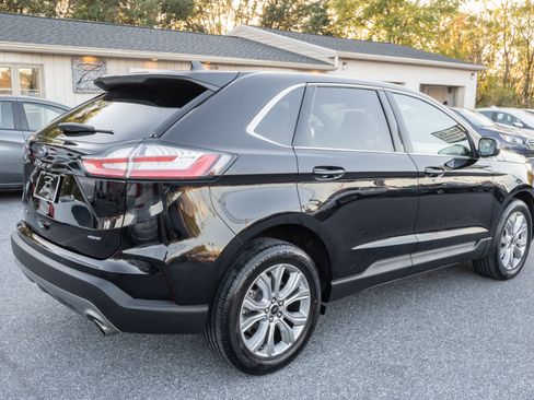 Used 2024 Ford Edge Titanium image 11