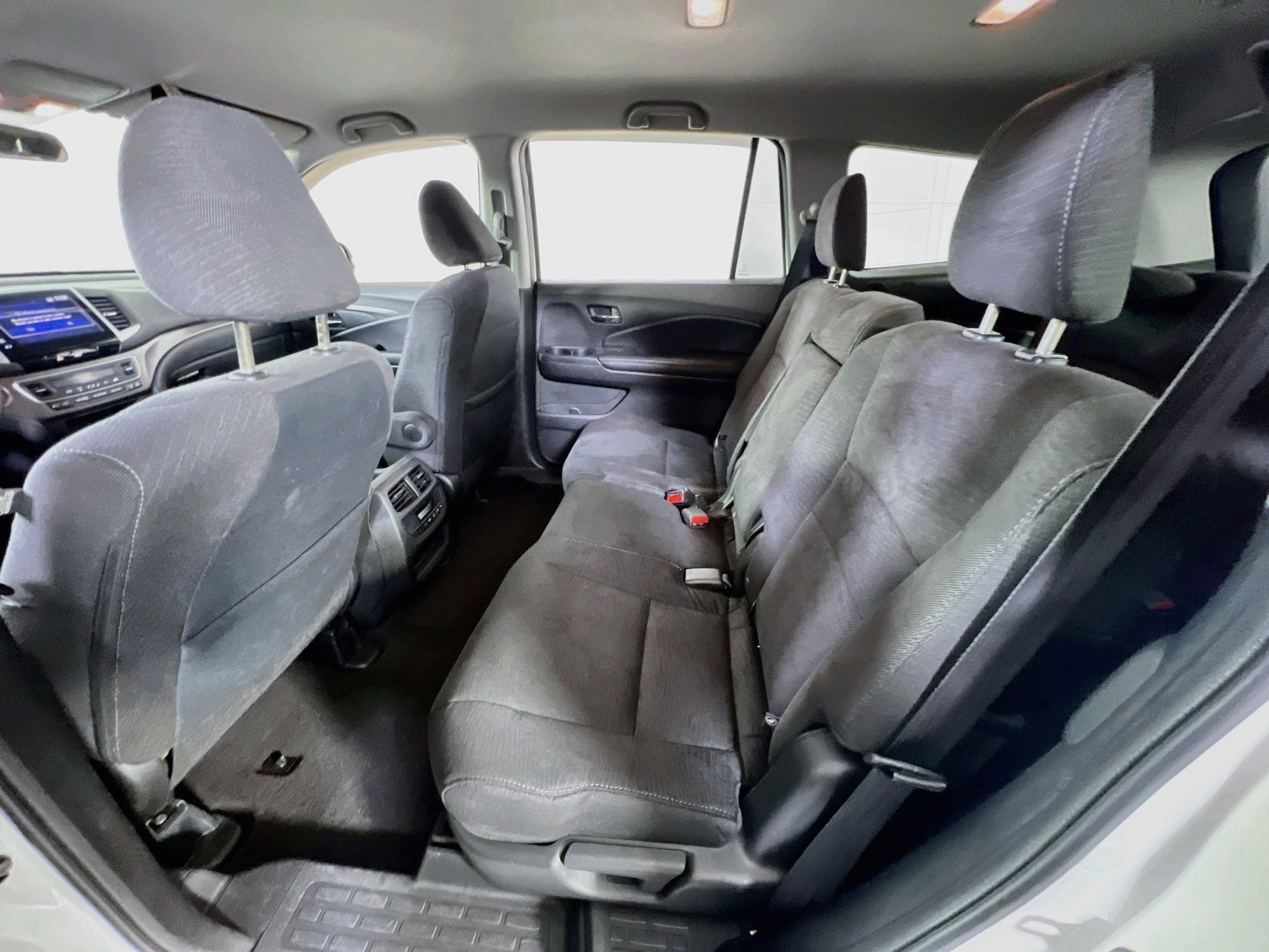 Used 2017 Honda Pilot EX image 22