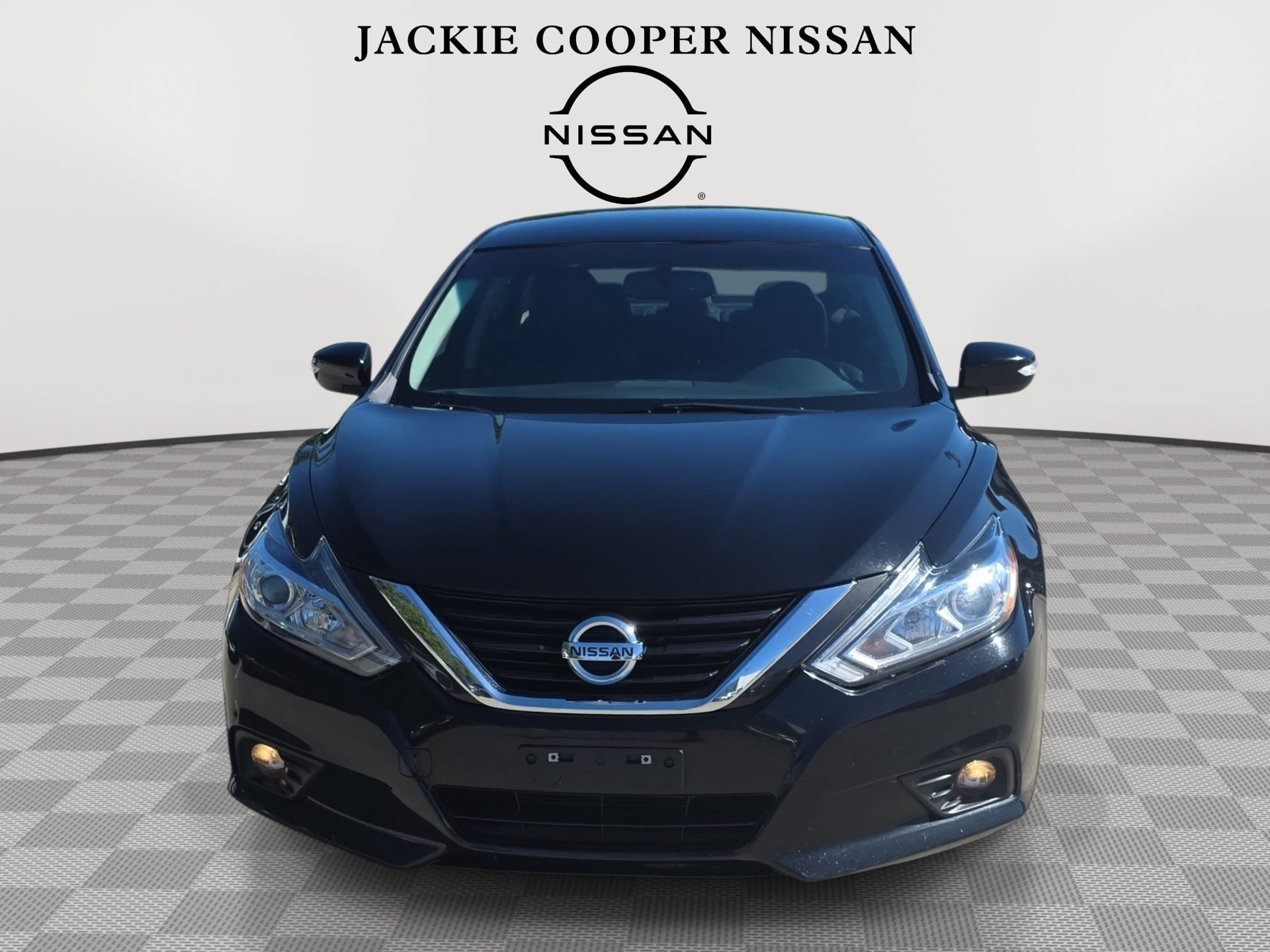 Used 2018 Nissan Altima 2.5 SL FWD image 2