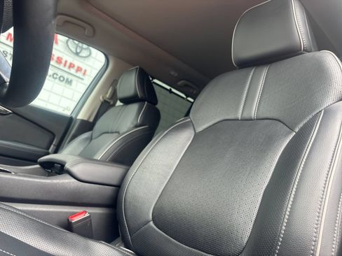 Used 2023 Honda Pilot Elite image 10