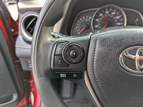Used 2014 Toyota RAV4 XLE AWD/4WD image 16