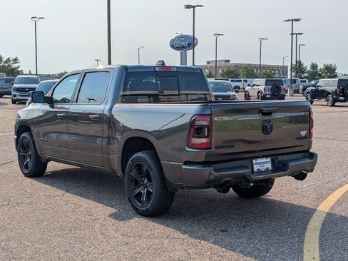 Used 2021 RAM 1500 Big Horn AWD/4WD image 3