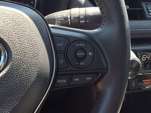 Used 2021 Toyota RAV4 XLE Premium AWD/4WD image 18