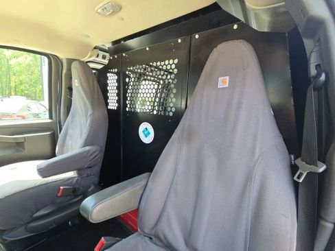 Used 2022 GMC Savana 2500 w/ Driver Convenience Package RWD image 20