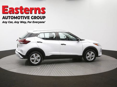 Used 2022 Nissan Kicks S FWD image 42