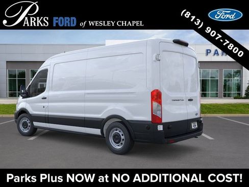 New 2026 Ford Transit 250 148 Medium Roof w/ Load Area Protection Package RWD image 4