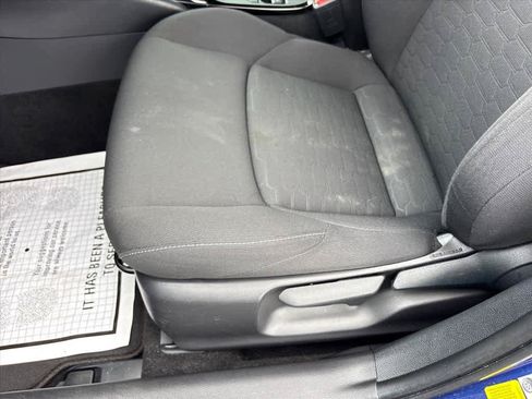 Used 2025 Toyota Corolla SE FWD image 23