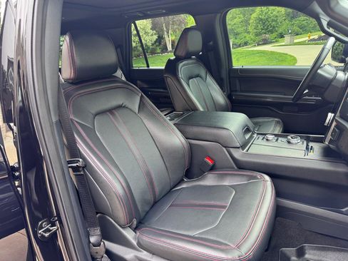 Used 2023 Ford Expedition Max Limited AWD/4WD image 21
