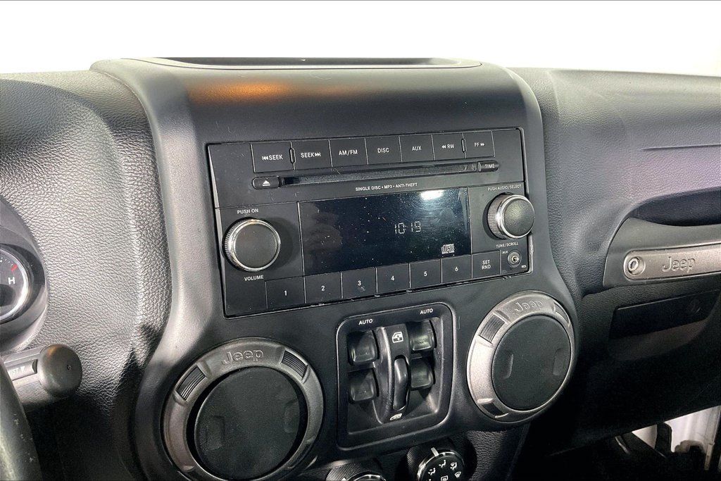 Used 2013 Jeep Wrangler Unlimited Sport AWD/4WD image 26