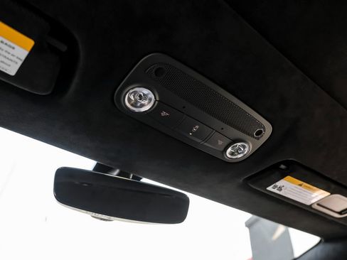 Used 2018 Lamborghini Huracan Performante image 29