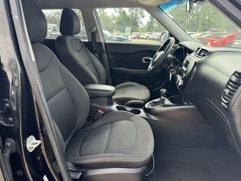 Used 2016 Kia Soul image 14