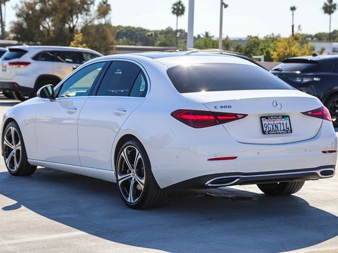 Used 2023 Mercedes-Benz C 300 Sedan image 5