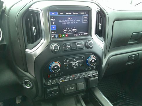 Used 2023 Chevrolet Silverado 3500 LTZ w/ LTZ Convenience Package image 25