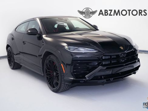 Used 2026 Lamborghini Urus SE image 1