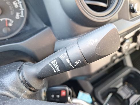 Used 2023 Toyota Tacoma SR image 22