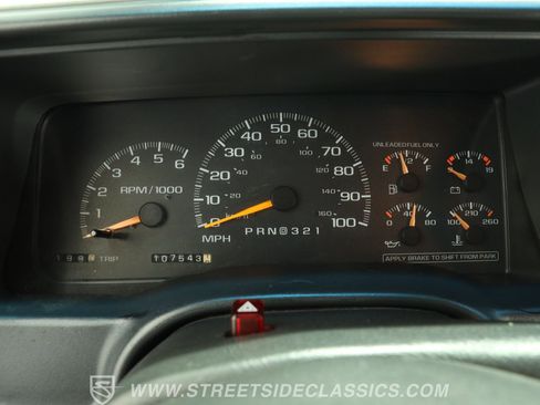 Used 1998 Chevrolet Silverado 1500 2WD Regular Cab w/ Preferred Equipment Group 2 image 37