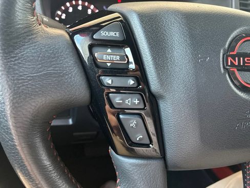 Used 2024 Nissan Frontier PRO-4X w/ Technology Package AWD/4WD image 24