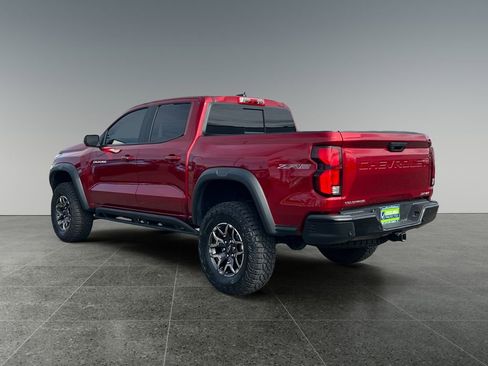 Used 2025 Chevrolet Colorado ZR2 w/ Technology Package AWD/4WD image 6