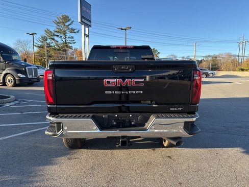 New 2026 GMC Sierra 2500 SLT w/ SLT Premium Package image 5