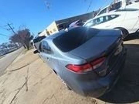 Used 2021 Toyota Corolla LE image 4