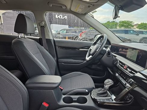 Certified 2024 Kia Seltos S AWD/4WD image 37