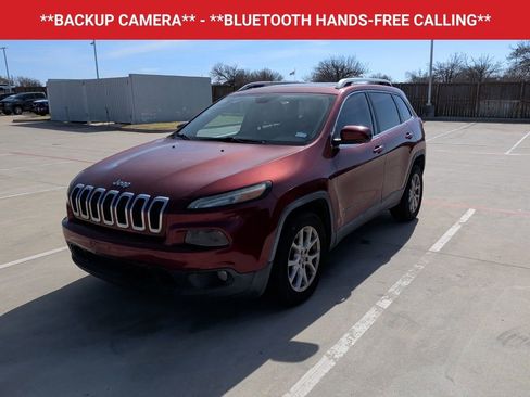 Used 2016 Jeep Cherokee Latitude w/ Comfort/Convenience Group FWD image 3