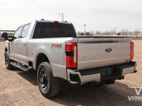 Used 2023 Ford F250 Lariat w/ Lariat Ultimate Package image 2