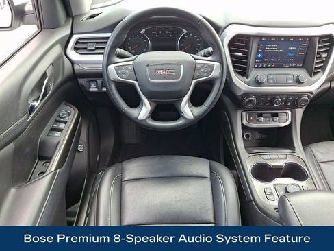 Used 2023 GMC Acadia SLT AWD/4WD image 3