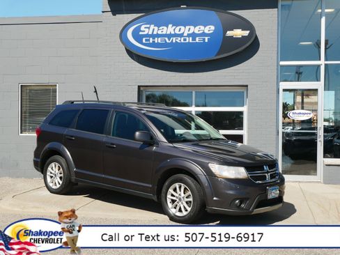 Used 2019 Dodge Journey SE image 28