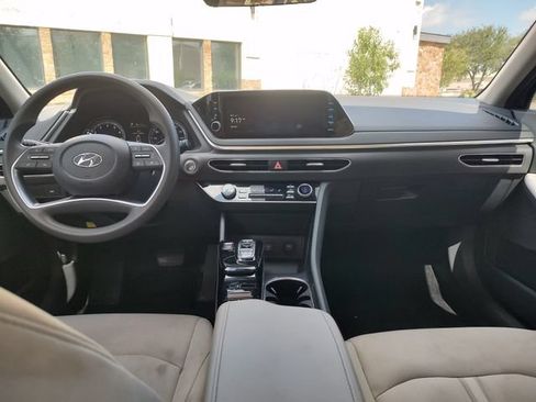 Used 2023 Hyundai Sonata SEL FWD image 9