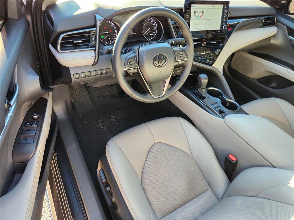 Used 2024 Toyota Camry XSE w/ Cold Weather Package FWD image 18