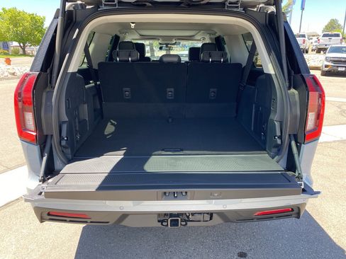 New 2026 Ford Expedition Max Active AWD/4WD image 7