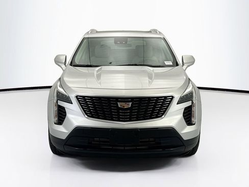 Used 2022 Cadillac XT4 Luxury w/ Driver Awareness Package image 2