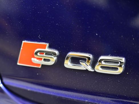 Used 2023 Audi SQ8 Premium Plus w/ SQ8 Luxury Package image 24