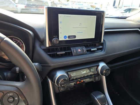 Used 2025 Toyota RAV4 XLE Premium FWD image 28