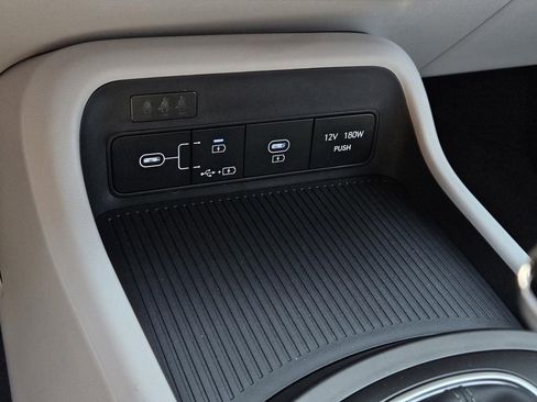 New 2026 Hyundai Kona SE FWD image 25