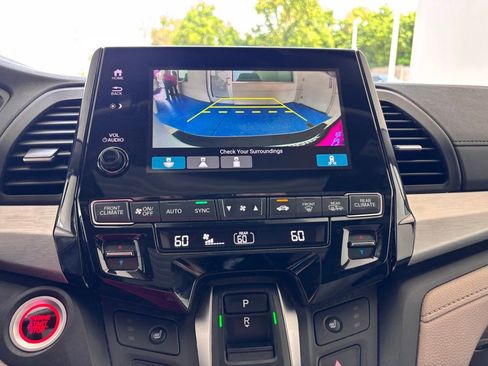 Used 2024 Honda Odyssey EX-L image 29
