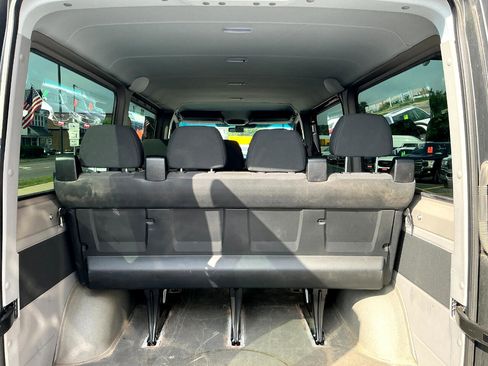 Used 2013 Freightliner Sprinter 2500 image 20