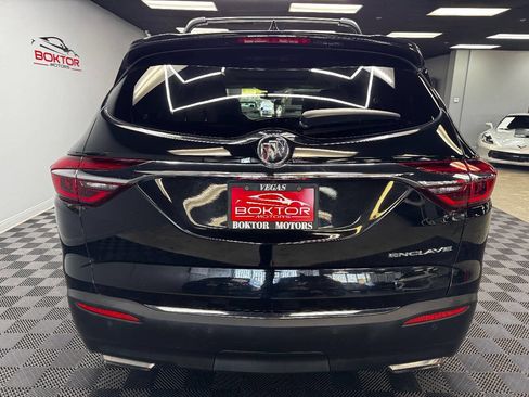 Used 2019 Buick Enclave Essence image 10