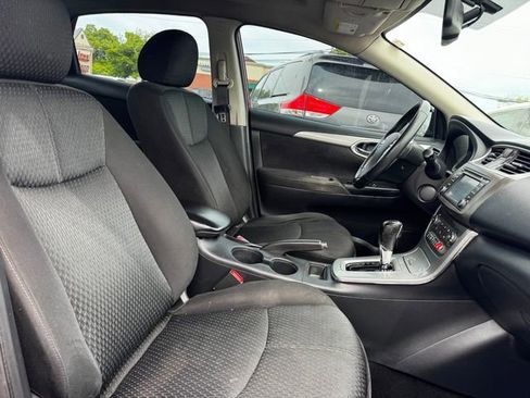 Used 2014 Nissan Sentra SR w/ Premium Package FWD image 18