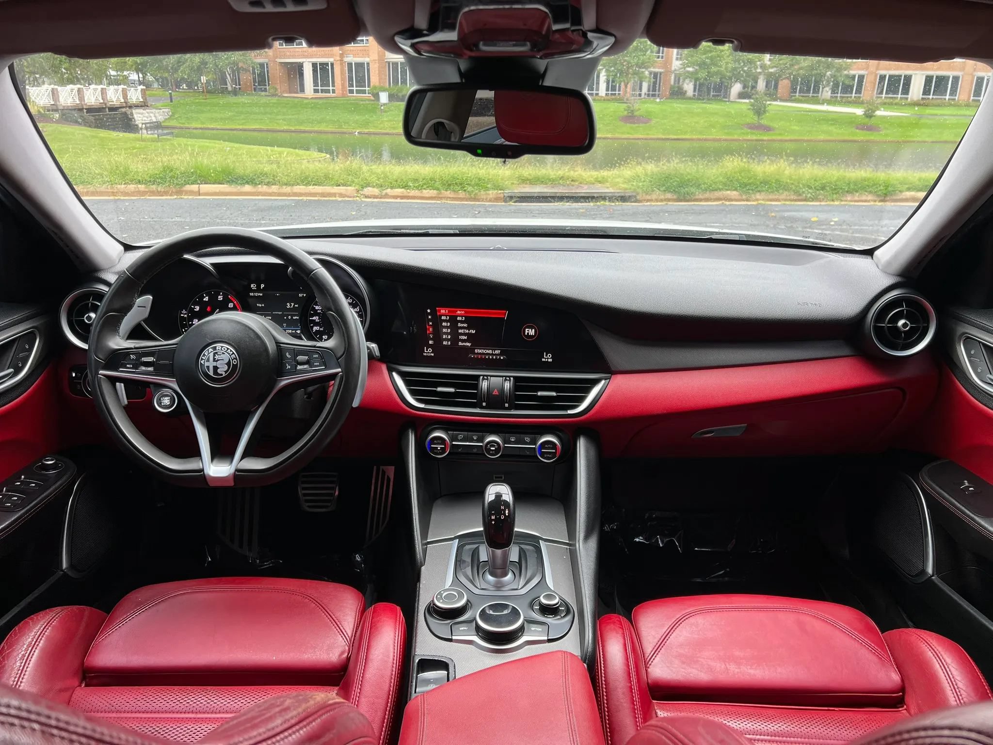 Used 2019 Alfa Romeo Giulia Ti Sport w/ Quick Order Package 22S Sport AWD/4WD image 19